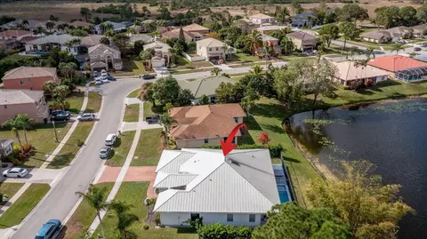 120 Saratoga Blvd W, Royal Palm Beach, FL 33411