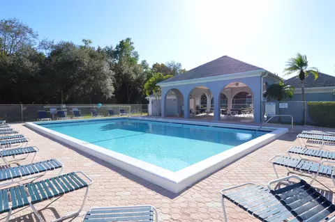 Exterior - 3272 SE Aster Ln #G249, Stuart, FL 34994 photo 8 of 8