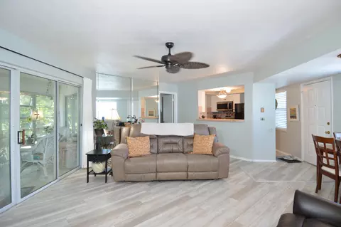 Living - 3272 SE Aster Ln #G249, Stuart, FL 34994 photo 4 of 4