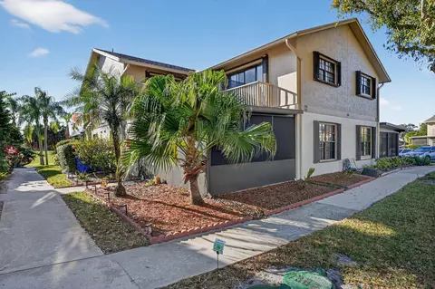7382 SE Jamestown Ter, Hobe Sound, FL 33455