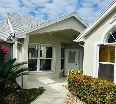 1159 NW Lombardy Dr, Port Saint Lucie, FL 34986