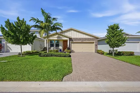 5689 Graceful Way, Delray Beach, FL 33484