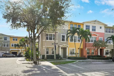 441 Amador Ln #1, West Palm Beach, FL 33401