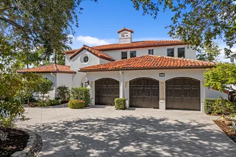 901 NW 4th Ct, Boca Raton, FL 33432