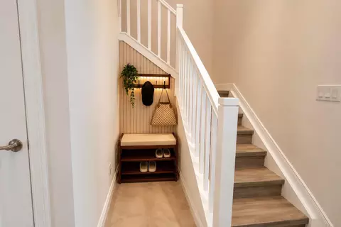 Entry Way - 4330 Lago Dr, Lighthouse Point, FL 33064 photo 3 of 6