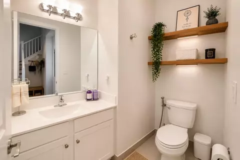 Bath - 4330 Lago Dr, Lighthouse Point, FL 33064 photo 1 of 6