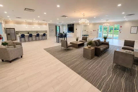 View/Area - 4330 Lago Dr, Lighthouse Point, FL 33064 photo 3 of 3