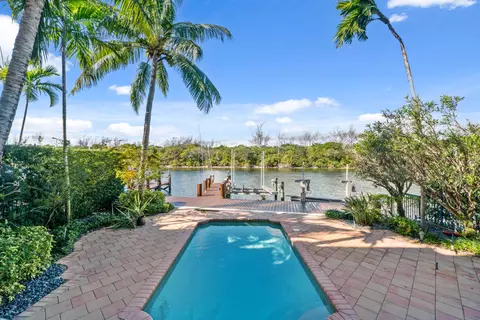 453 NE 19 Ave, Deerfield Beach, FL 33441