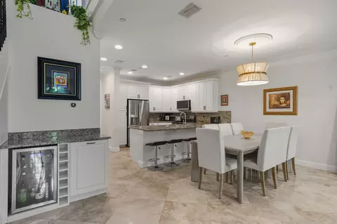 1709 NE 8th St #1709, Fort Lauderdale, FL 33304