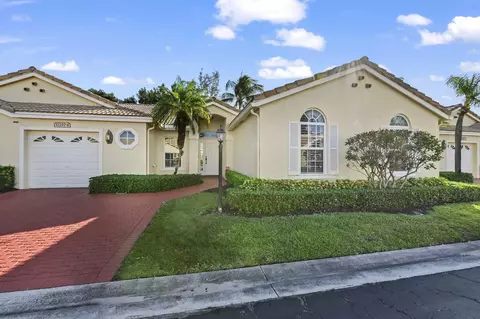 17257 Boca Club Blvd #4, Boca Raton, FL 33487