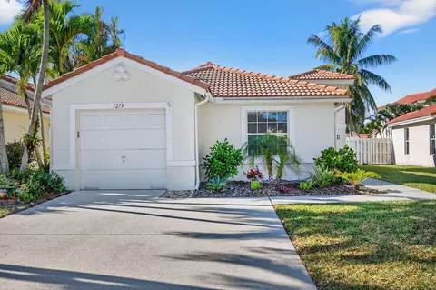 7279 Burgess Dr, Lake Worth, FL 33467