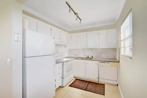 294 Mansfield G, Boca Raton, FL 33434