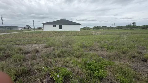 7002 Lorna Court Ct, Labelle, FL 33935