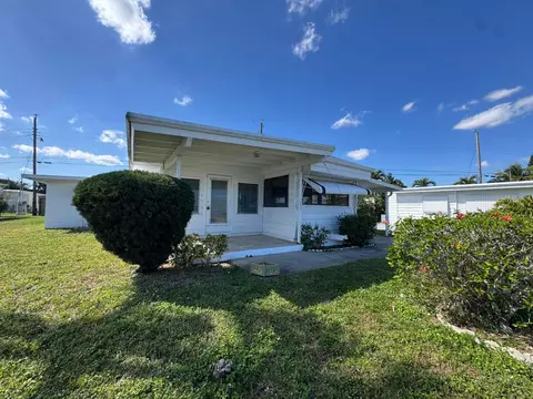14577 Glenview Dr, Delray Beach, FL 33445