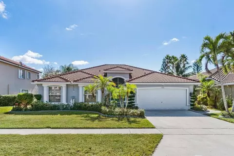 5696 Muirfield Village Cir, Lake Worth, FL 33463