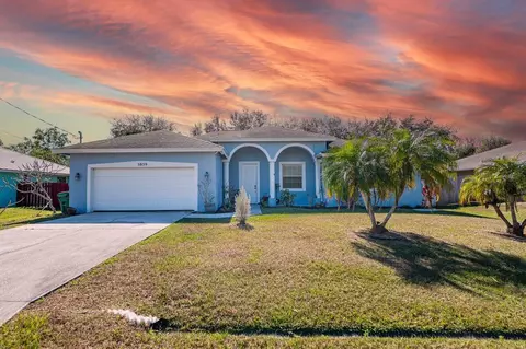 5859 NW Cullom Cir, Port Saint Lucie, FL 34986