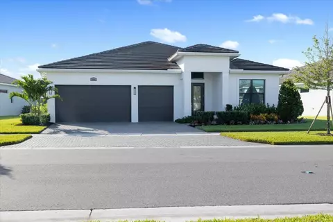 9091 SW Arco Way, Port Saint Lucie, FL 34987