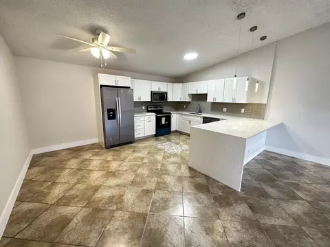 4326 Woodstock Dr #C, West Palm Beach, FL 33409