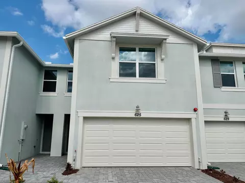 625 Salisbury #CIRCLE, Fort Pierce, FL 34982