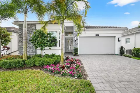 9352 Great Springs Dr, Boynton Beach, FL 33473