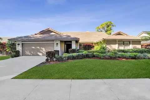 2413 NW 40th Cir, Boca Raton, FL 33431