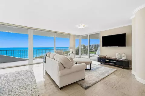 2001 SE Sailfish Point Blvd #313, Stuart, FL 34996 photo 2