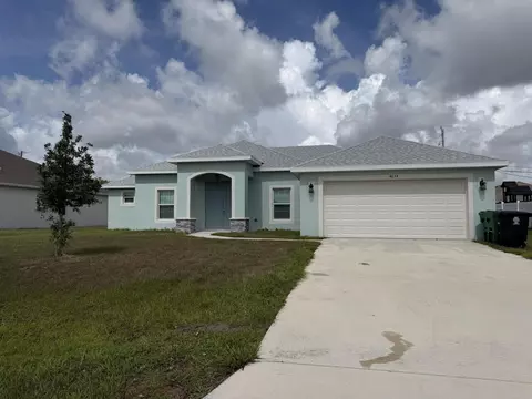 4634 SW Athena Dr, Port Saint Lucie, FL 34953
