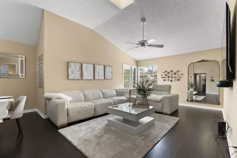 5359 Buckhead Cir #2031, Boca Raton, FL 33486