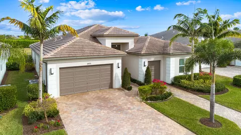 11971 SW Still Waters Ave, Port Saint Lucie, FL 34987