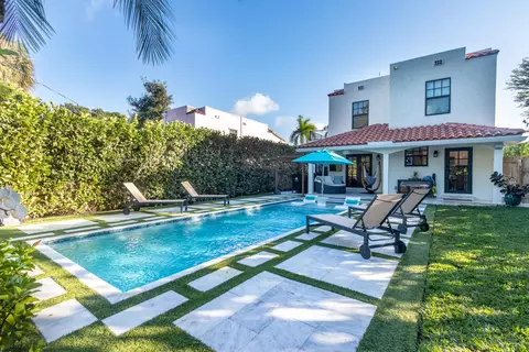 823 38th St, West Palm Beach, FL 33407