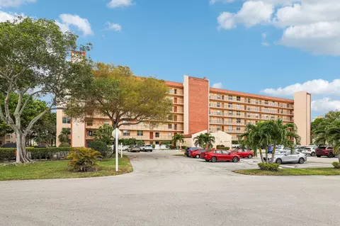 14575 Bonaire Blvd #403, Delray Beach, FL 33446