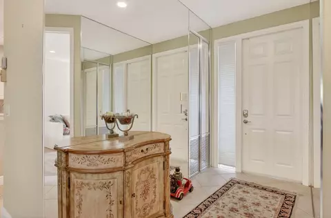 20220 Boca W #702, Boca Raton, FL 33434