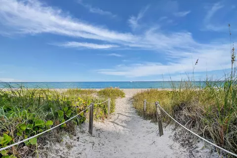 2760 S Ocean Blvd #417, Palm Beach, FL 33480