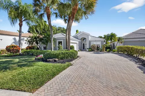 11801 Fountainside Cir, Boynton Beach, FL 33437
