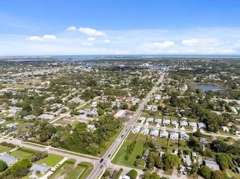 5161 SE Kingfish Ave, Stuart, FL 34997 photo 3