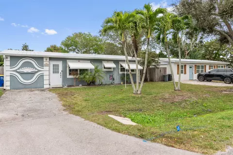5709 SE Indigo Ave, Stuart, FL 34997