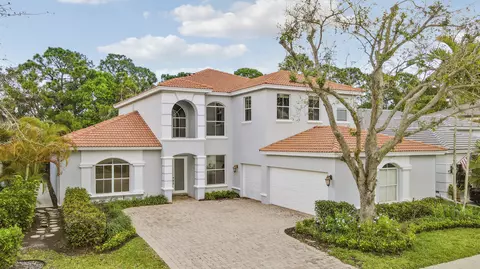 147 Sedona Way, Palm Beach Gardens, FL 33418