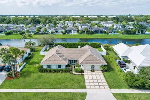 3125 Embassy Dr, West Palm Beach, FL 33401