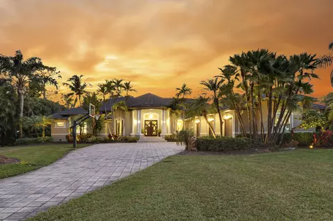 18512 SE Old Trail Dr E, Jupiter, FL 33478