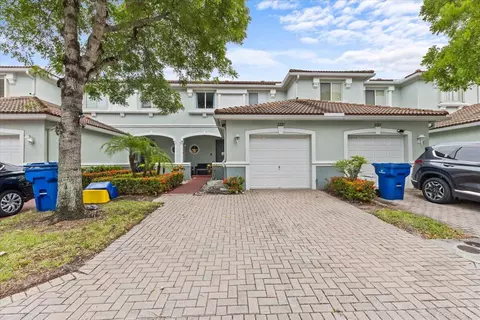 2227 Oakmont Dr, Riviera Beach, FL 33404