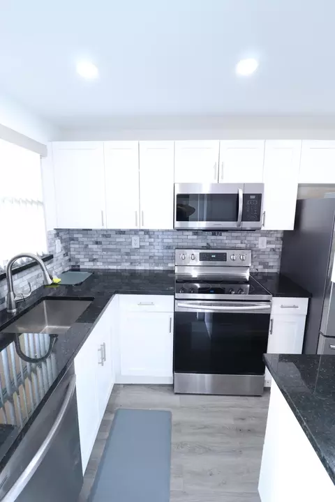 2900 N Pine Island Rd #102, Sunrise, FL 33322