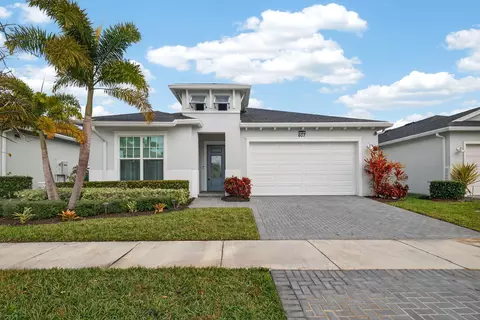 607 SE Mulberry Way, Port St Lucie, FL 34984