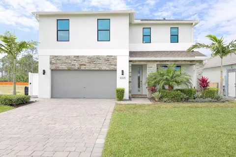 6520 SE Park Trace Dr, Stuart, FL 34997