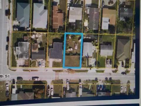 6 W Th W 6th St, Riviera Beach, FL 33404