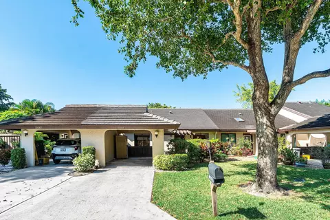 10057 Shadywood, Boynton Beach, FL 33437
