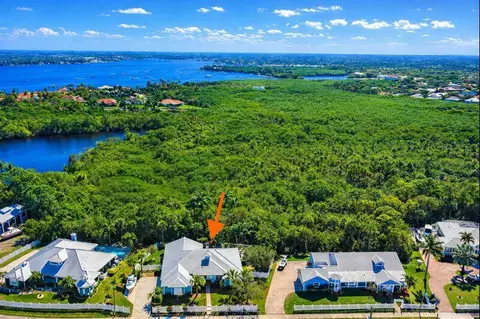 1610 SW Dyer Point Rd, Palm City, FL 34990