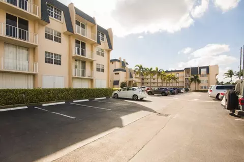 3575 S Ocean Blvd #408, South Palm Beach, FL 33480