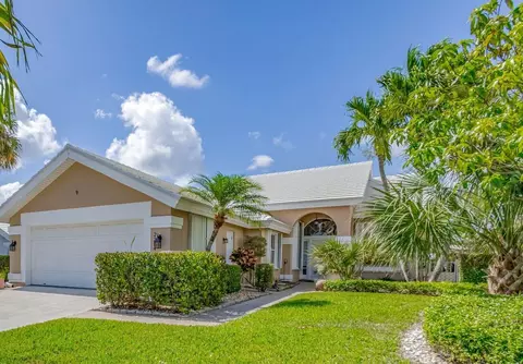 2354 Saratoga Bay Dr, West Palm Beach, FL 33409