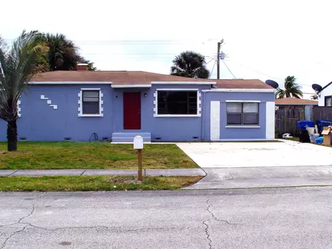 241 W 27th St, Riviera Beach, FL 33404