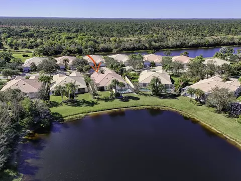 8557 SE Retreat Dr, Hobe Sound, FL 33455